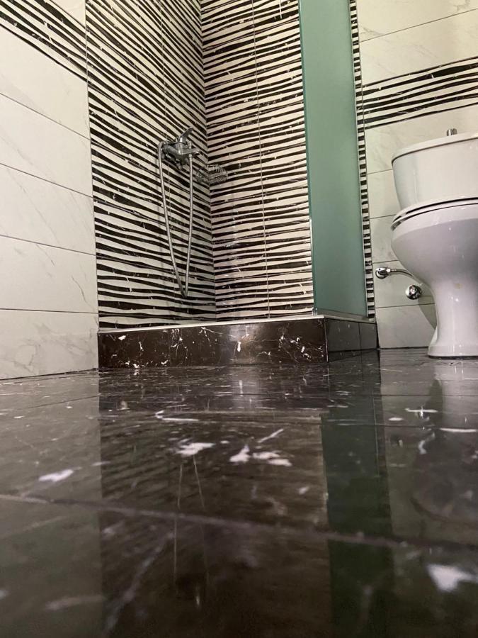 艾斯普罗瓦塔Renas House公寓 外观 照片
